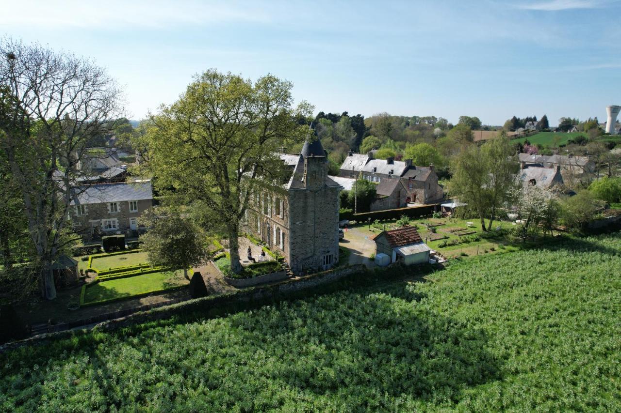 Le Manoir De La Bigotiere Bed & Breakfast Pleslin-Trigavou ภายนอก รูปภาพ