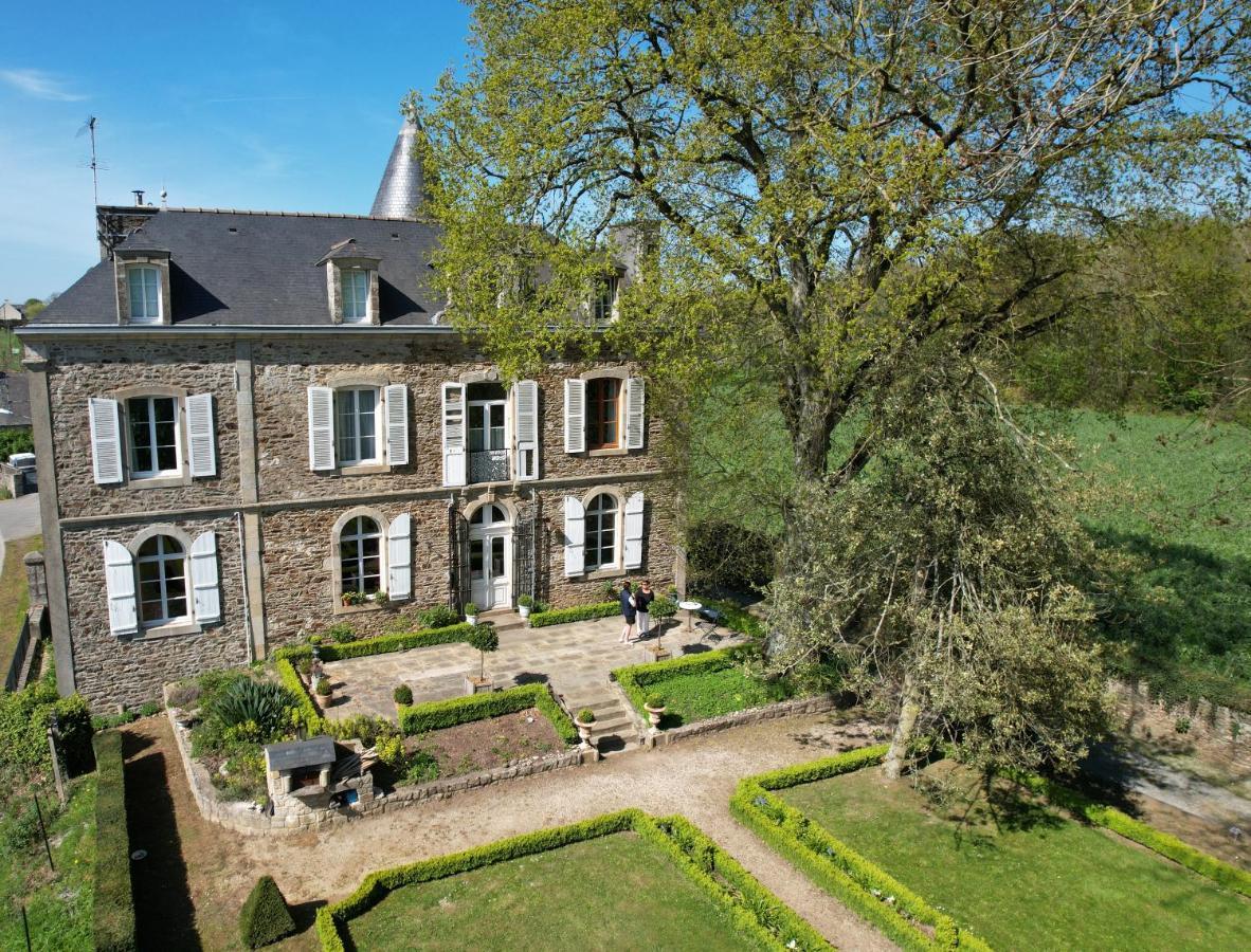 Le Manoir De La Bigotiere Bed & Breakfast Pleslin-Trigavou ภายนอก รูปภาพ