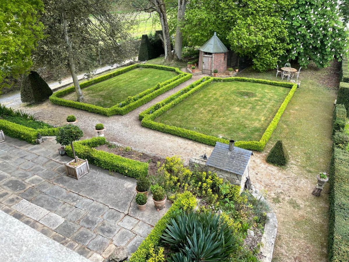 Le Manoir De La Bigotiere Bed & Breakfast Pleslin-Trigavou ภายนอก รูปภาพ