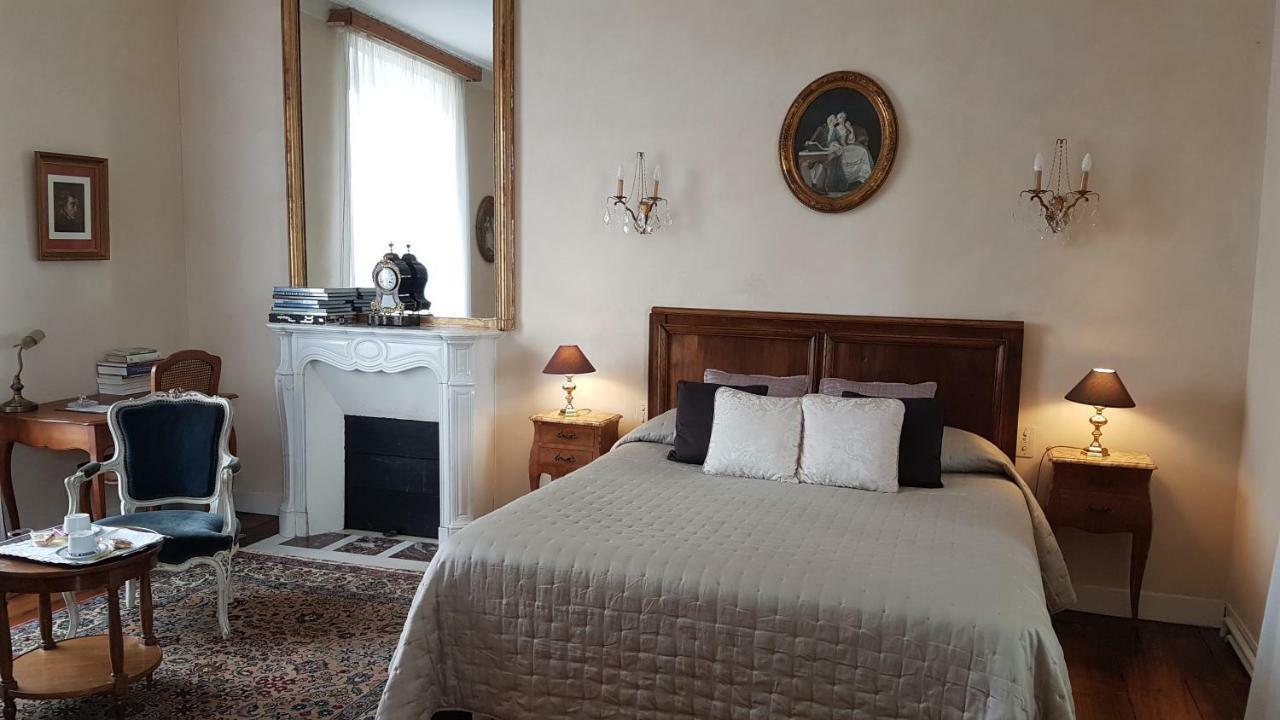 Le Manoir De La Bigotiere Bed & Breakfast Pleslin-Trigavou ภายนอก รูปภาพ