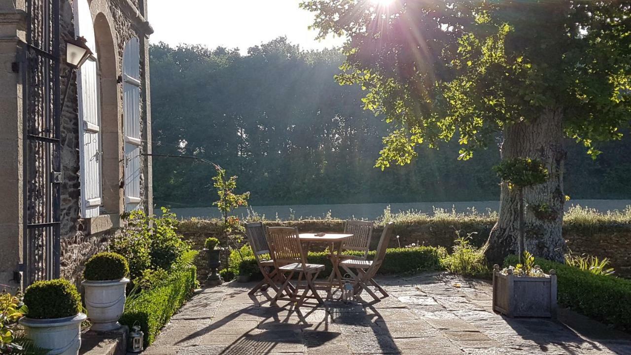 Le Manoir De La Bigotiere Bed & Breakfast Pleslin-Trigavou ภายนอก รูปภาพ